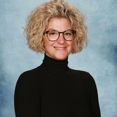 Photo of Amber Harnett